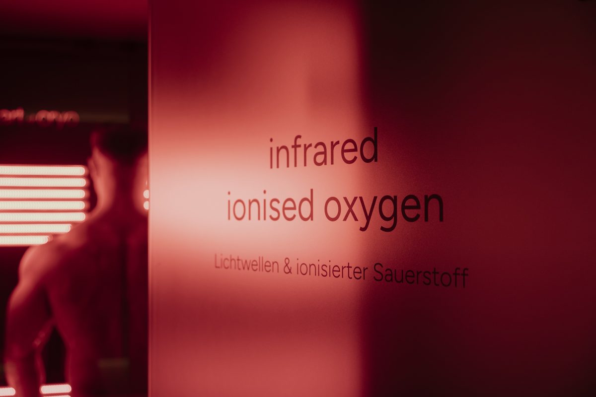 ILO · Lichtwellen & ionisierter Sauerstoff bei CRYODYNAMIC, Ansicht 1